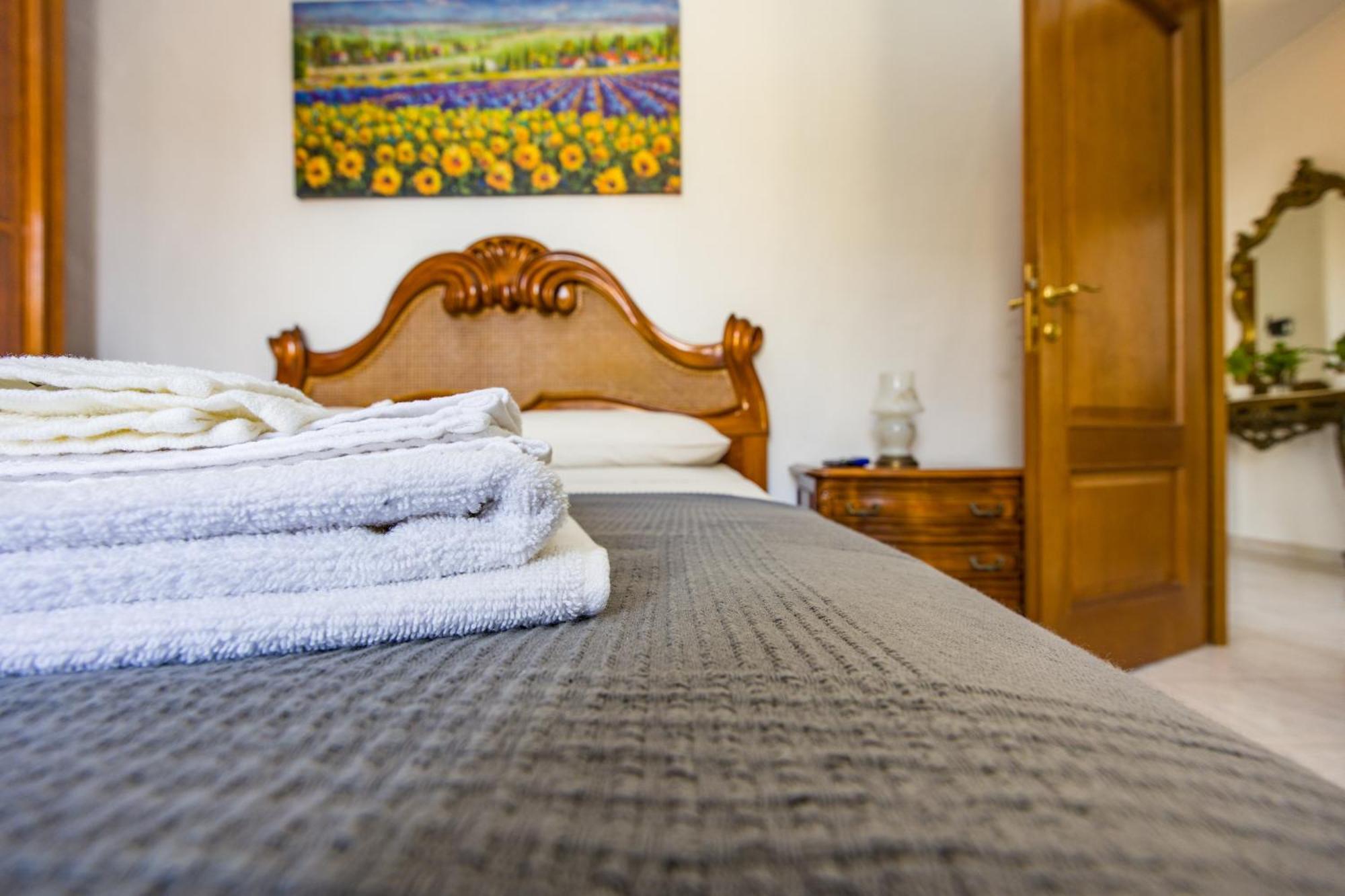 Mirti Classic Plaza Netflix Wi-Fi And Relax In Roma Apartment Bagian luar foto